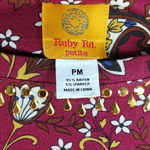 NWT, Ruby Red, 0171,Red Floral boat neck Top.Sz PM - Picture 4 of 5